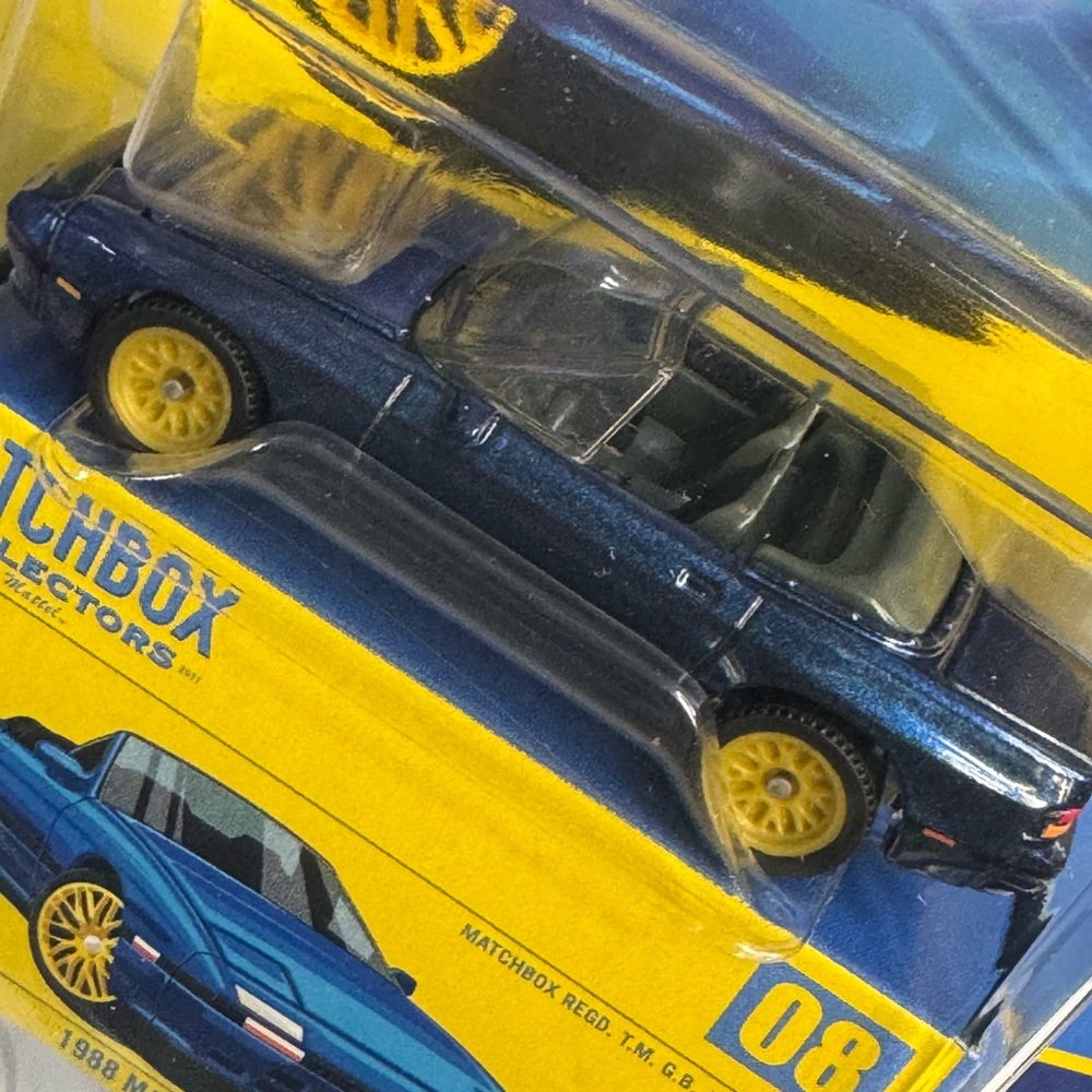 Matchbox Collectors 1988 MAZDA RX-7  8/20 - Picture 4 of 8